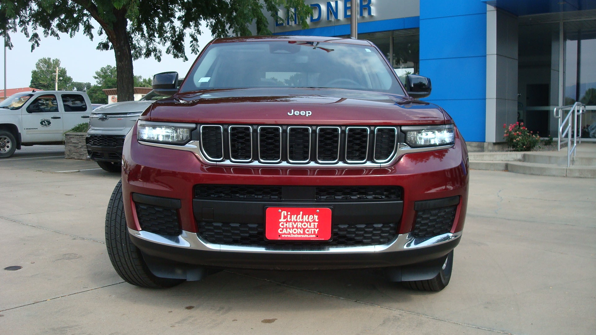 2023 Jeep Grand Cherokee L Laredo