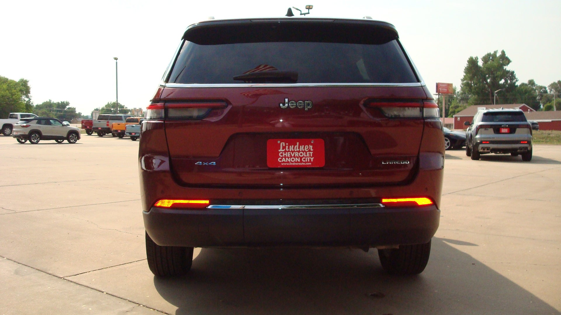 2023 Jeep Grand Cherokee L Laredo