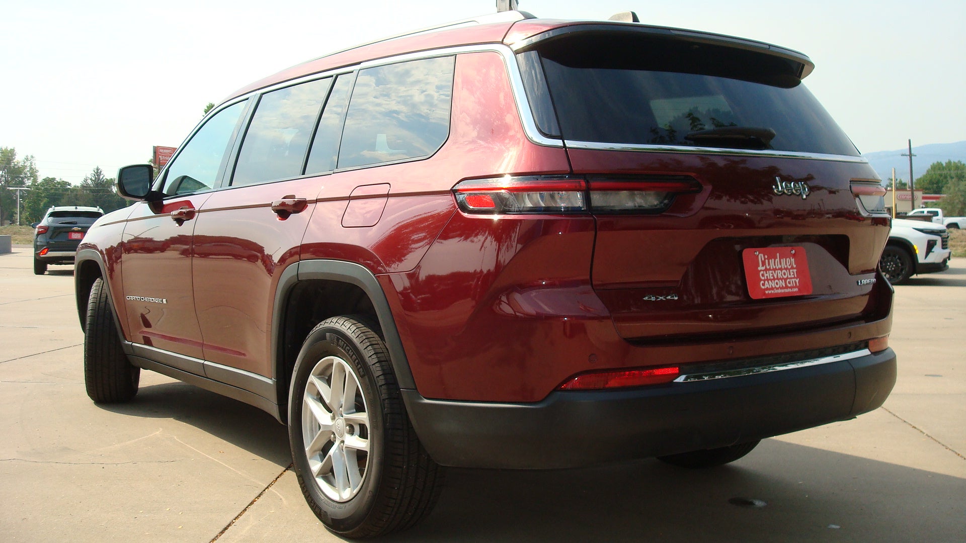 2023 Jeep Grand Cherokee L Laredo