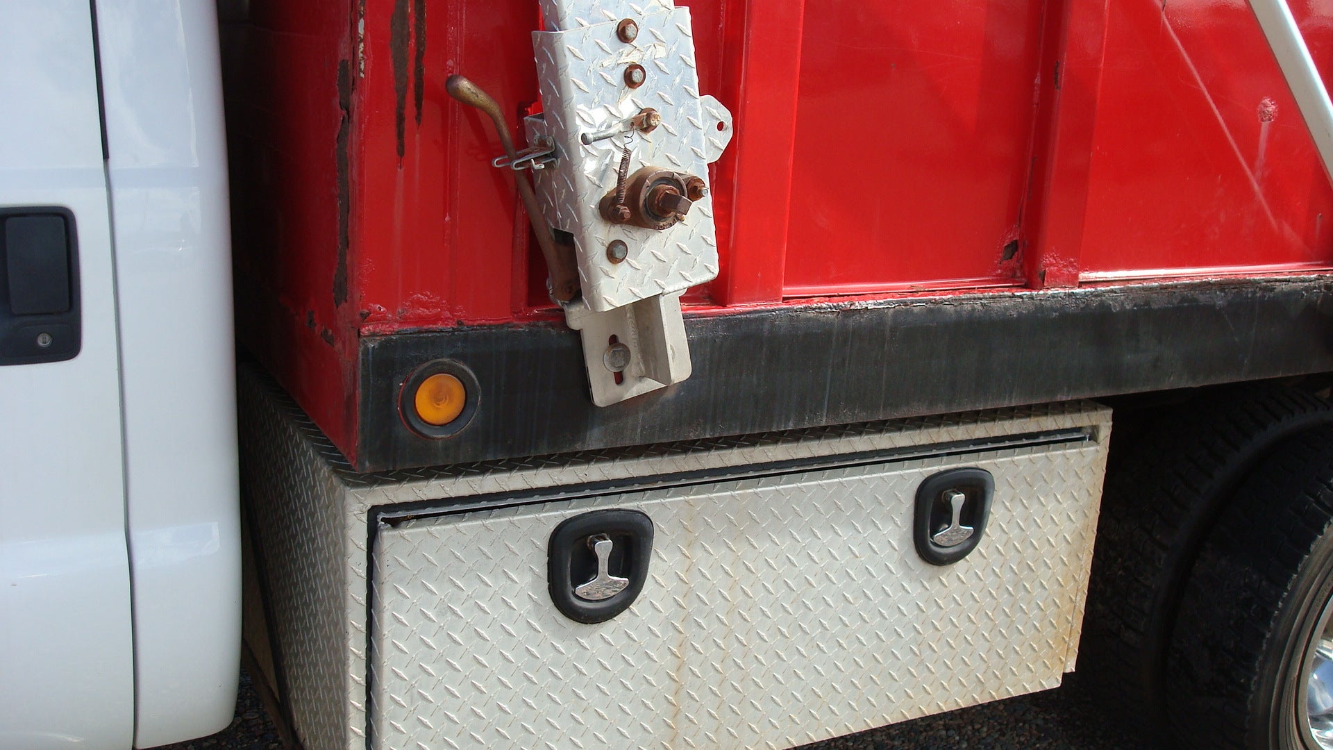 2010 Ford Super Duty F-550 DRW XL