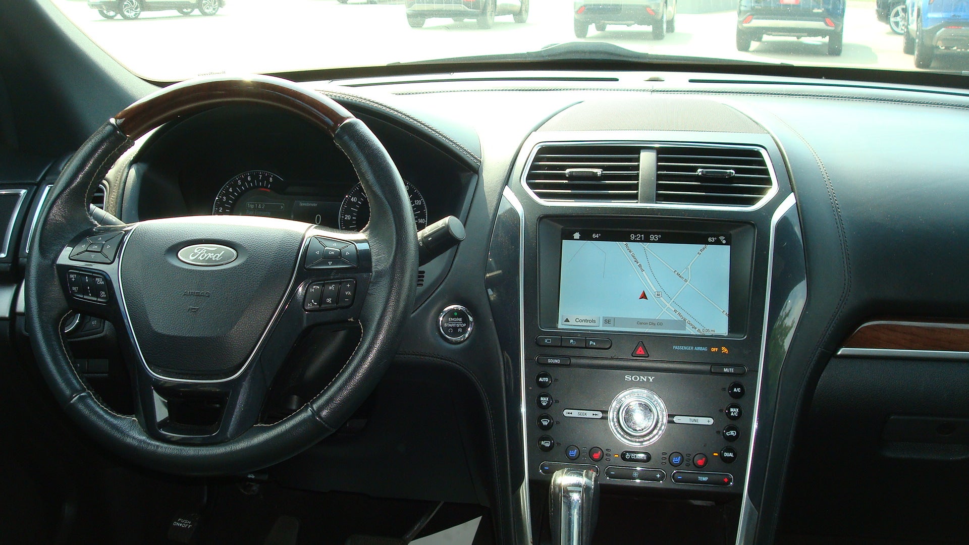 2019 Ford Explorer Platinum