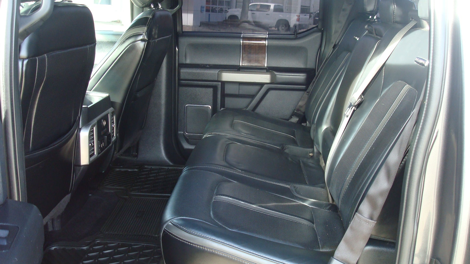 2017 Ford F-150 Platinum