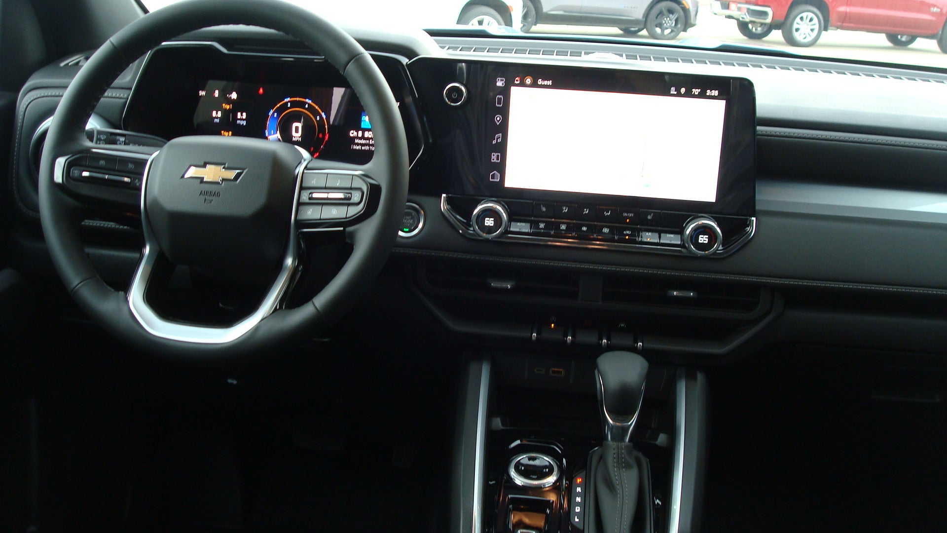 2025 Chevrolet Colorado WT/LT