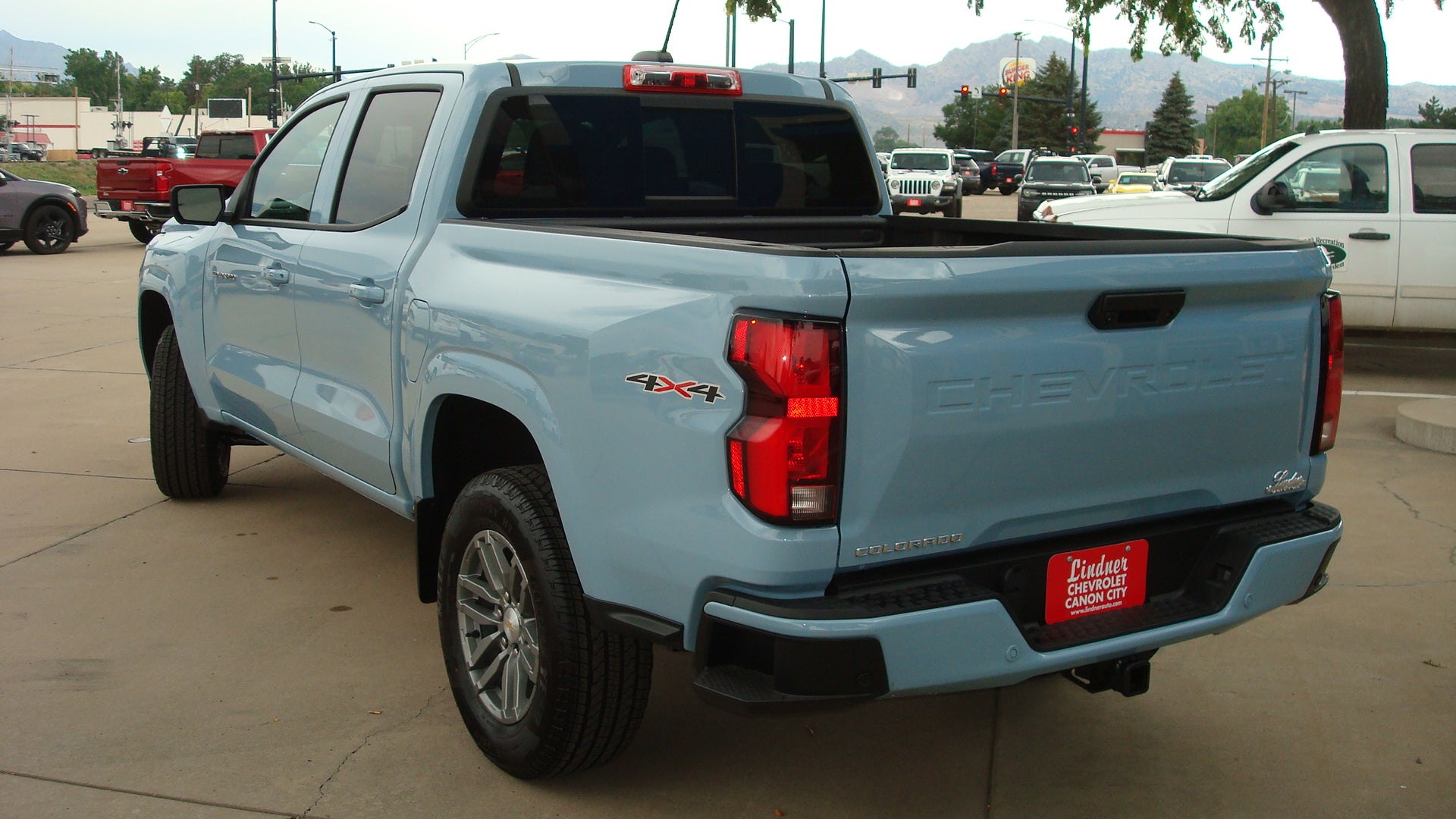 2025 Chevrolet Colorado WT/LT