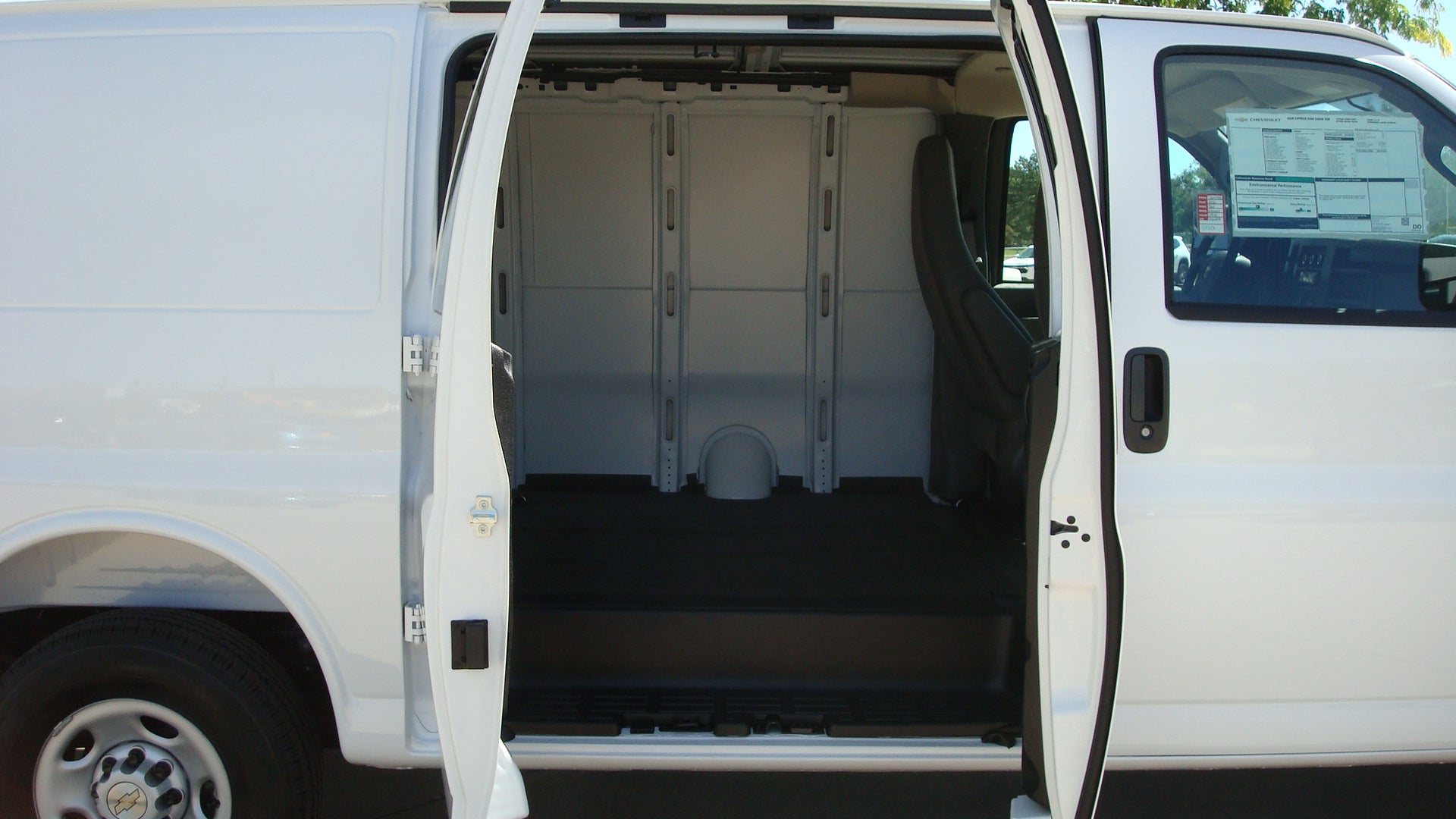 2026 Chevrolet Express Cargo Base