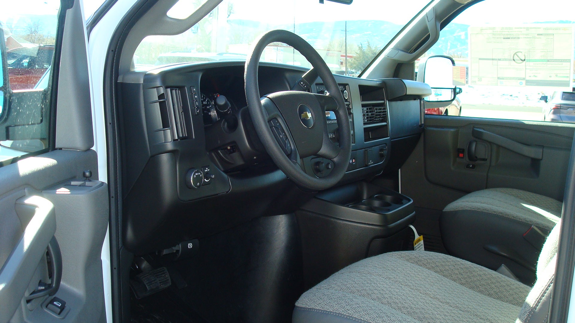 2025 Chevrolet Express Cargo 2500 Base