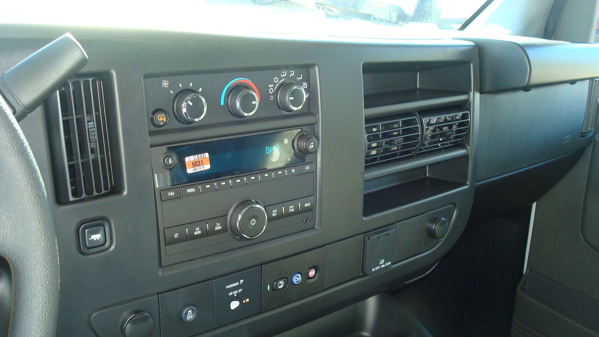 2025 Chevrolet Express Cargo 2500 Base