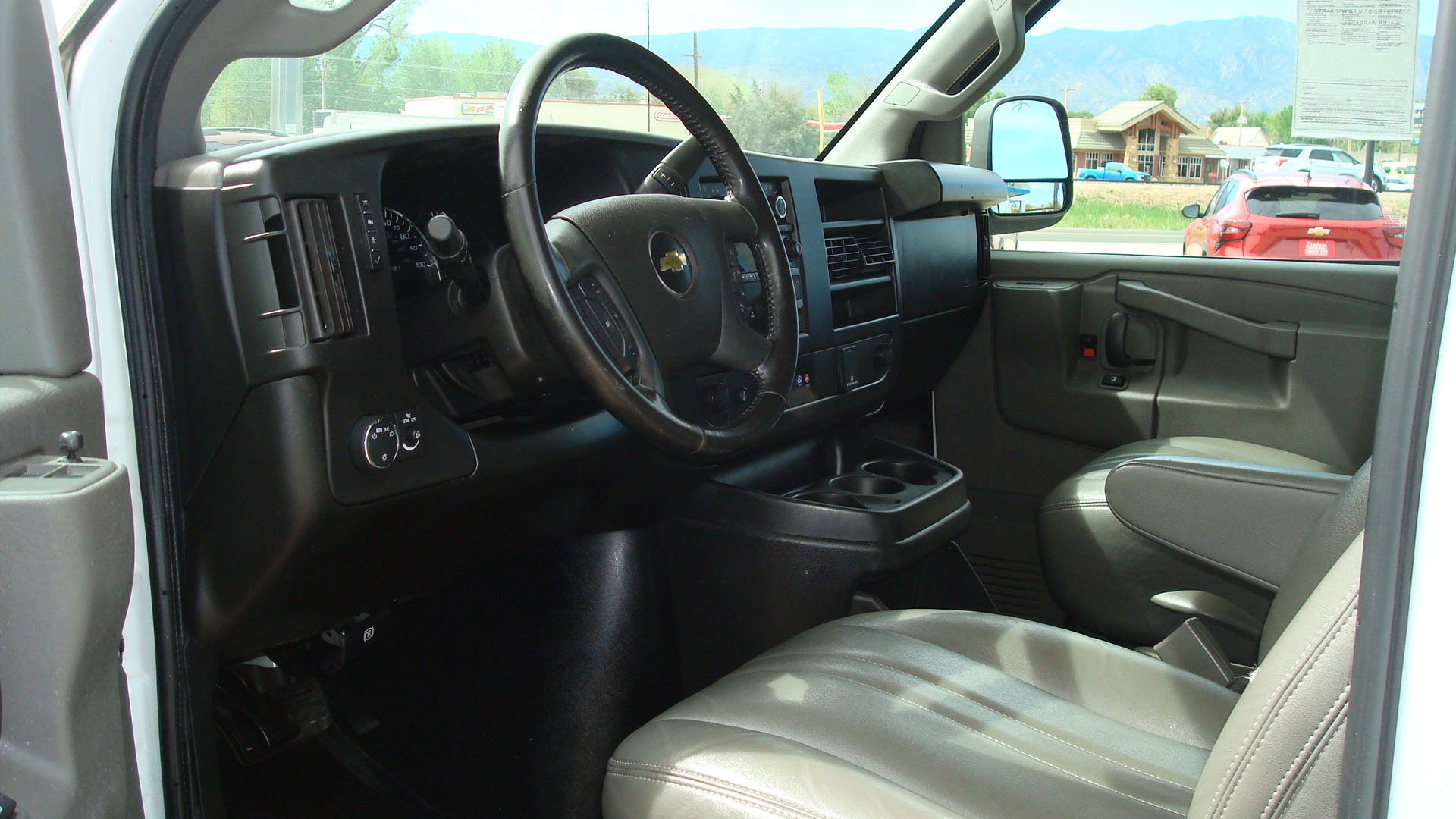 2022 Chevrolet Express Cargo 3500 Base