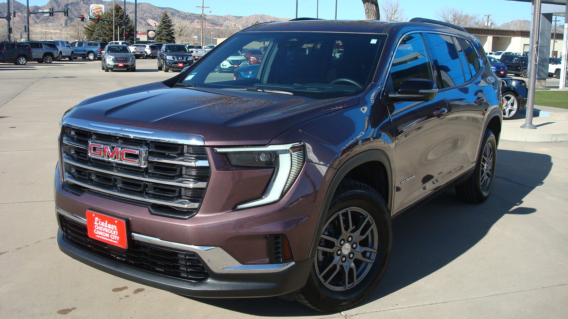 2025 GMC Acadia Elevation