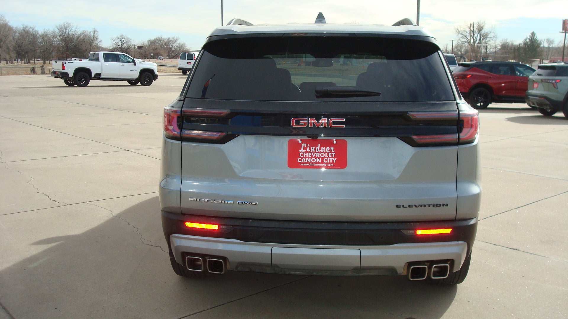 2025 GMC Acadia Elevation