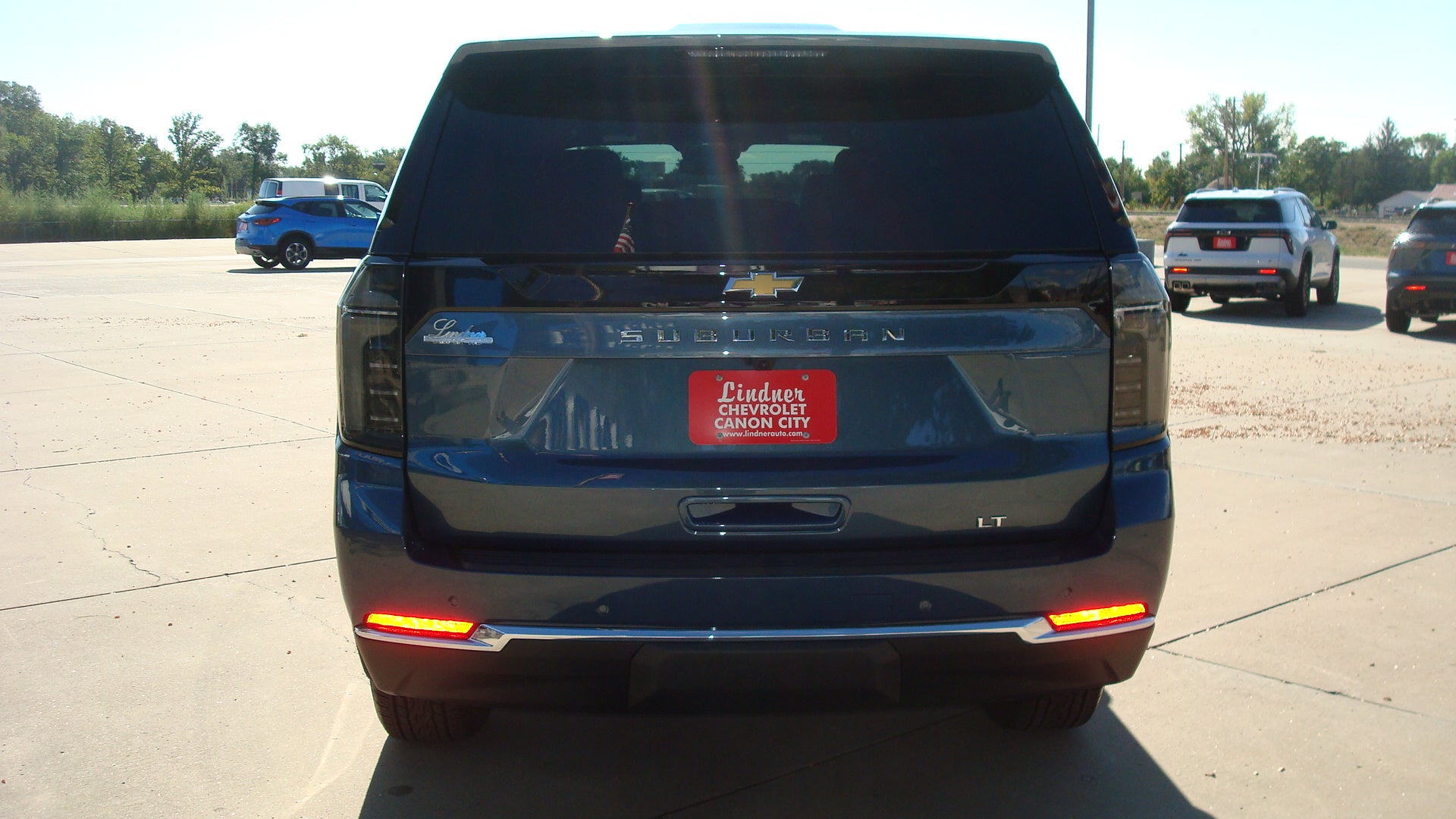 2027 Chevrolet Suburban LT