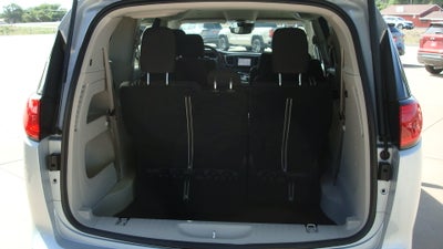 2024 Chrysler Voyager LX