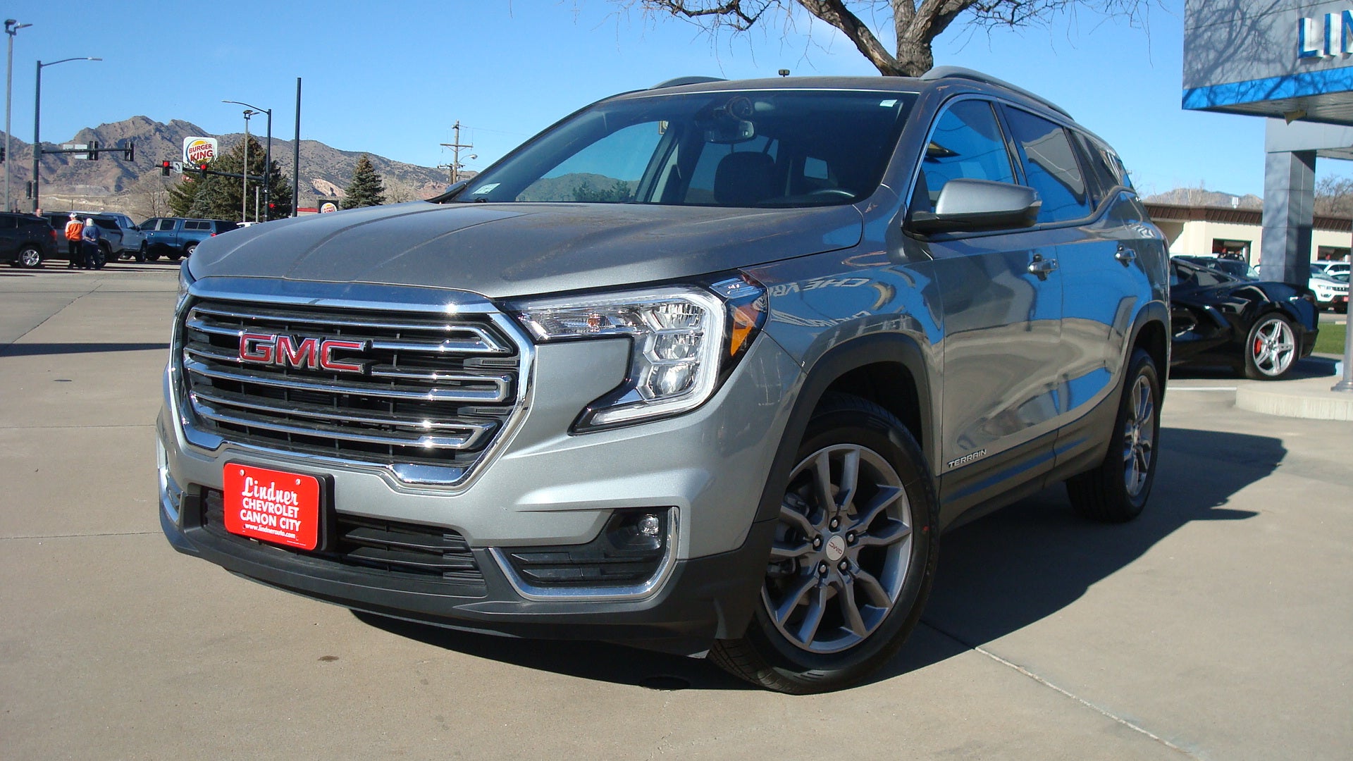 2024 GMC Terrain SLT