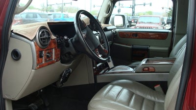 2003 HUMMER H2 Base