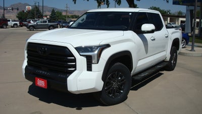 2024 Toyota Tundra 4WD SR5