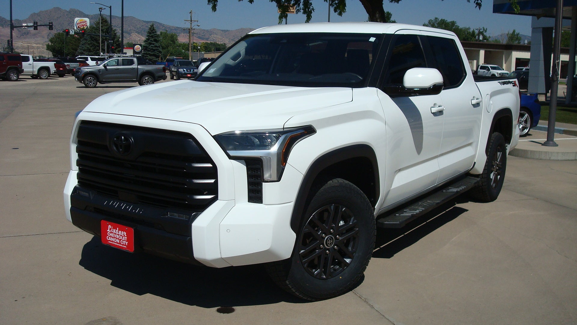 2024 Toyota Tundra 4WD SR5