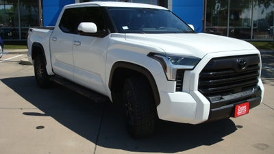2024 Toyota Tundra 4WD SR5
