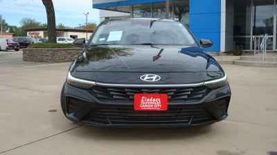 2024 Hyundai Elantra SE